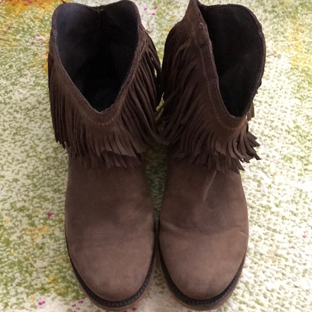 LIBERTY BLACK leather 🥾fringe boots